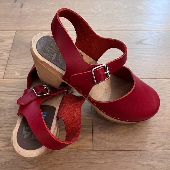 Red Leather Mia "Abba" Heeled Clogs - Picture 3 of 5